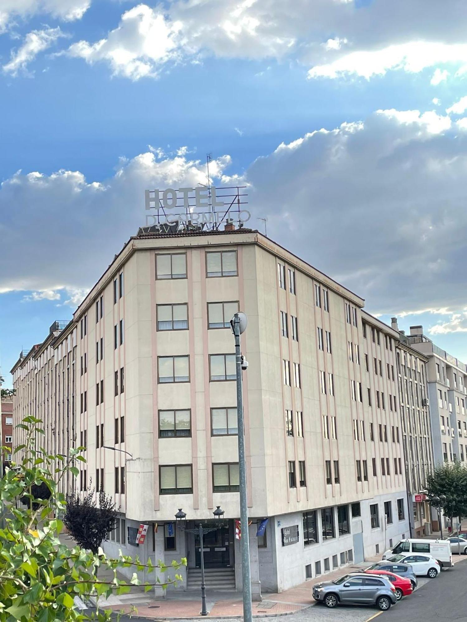 Hotel Don Carmelo Avila Bagian luar foto