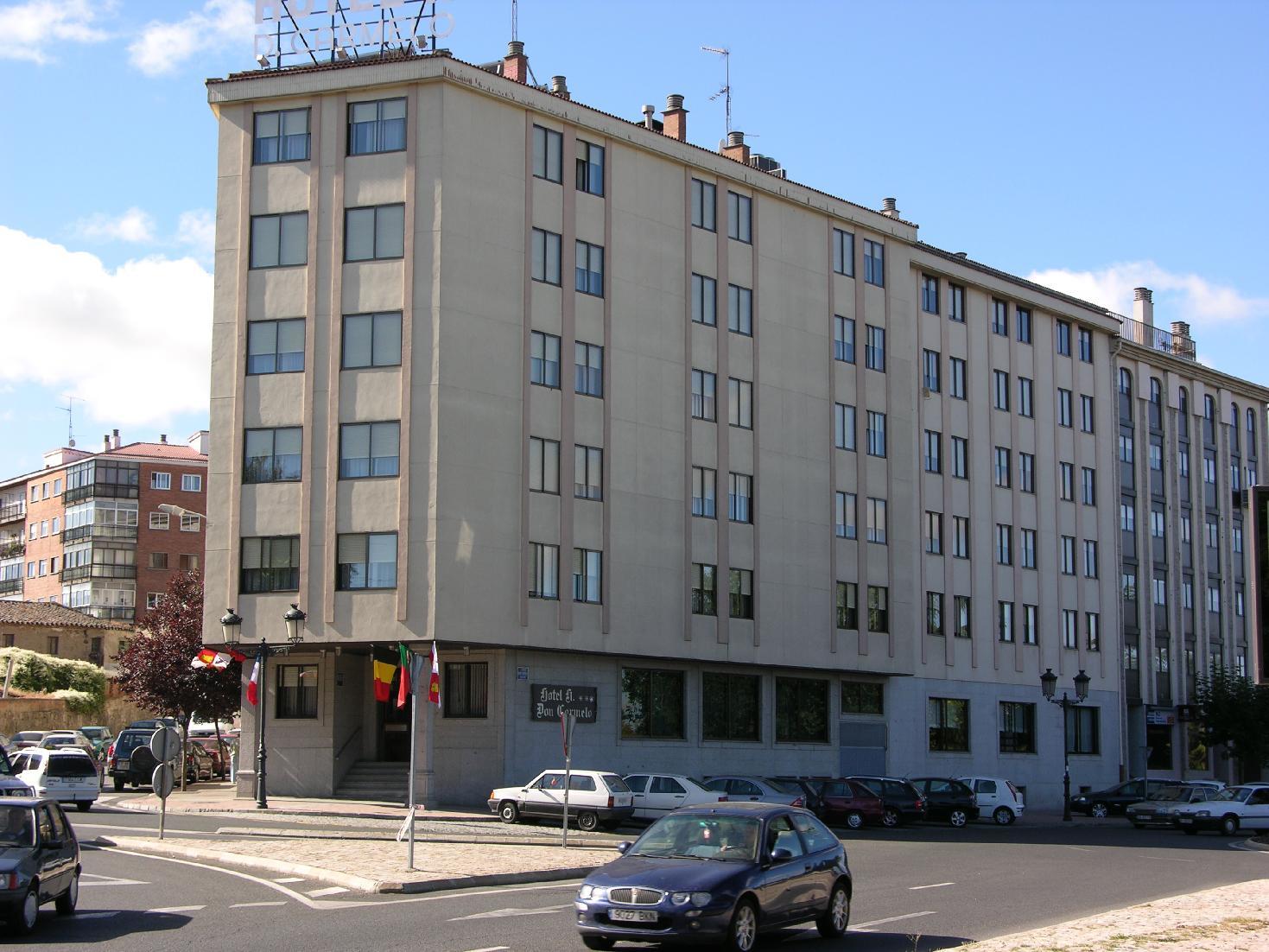 Hotel Don Carmelo Avila Bagian luar foto