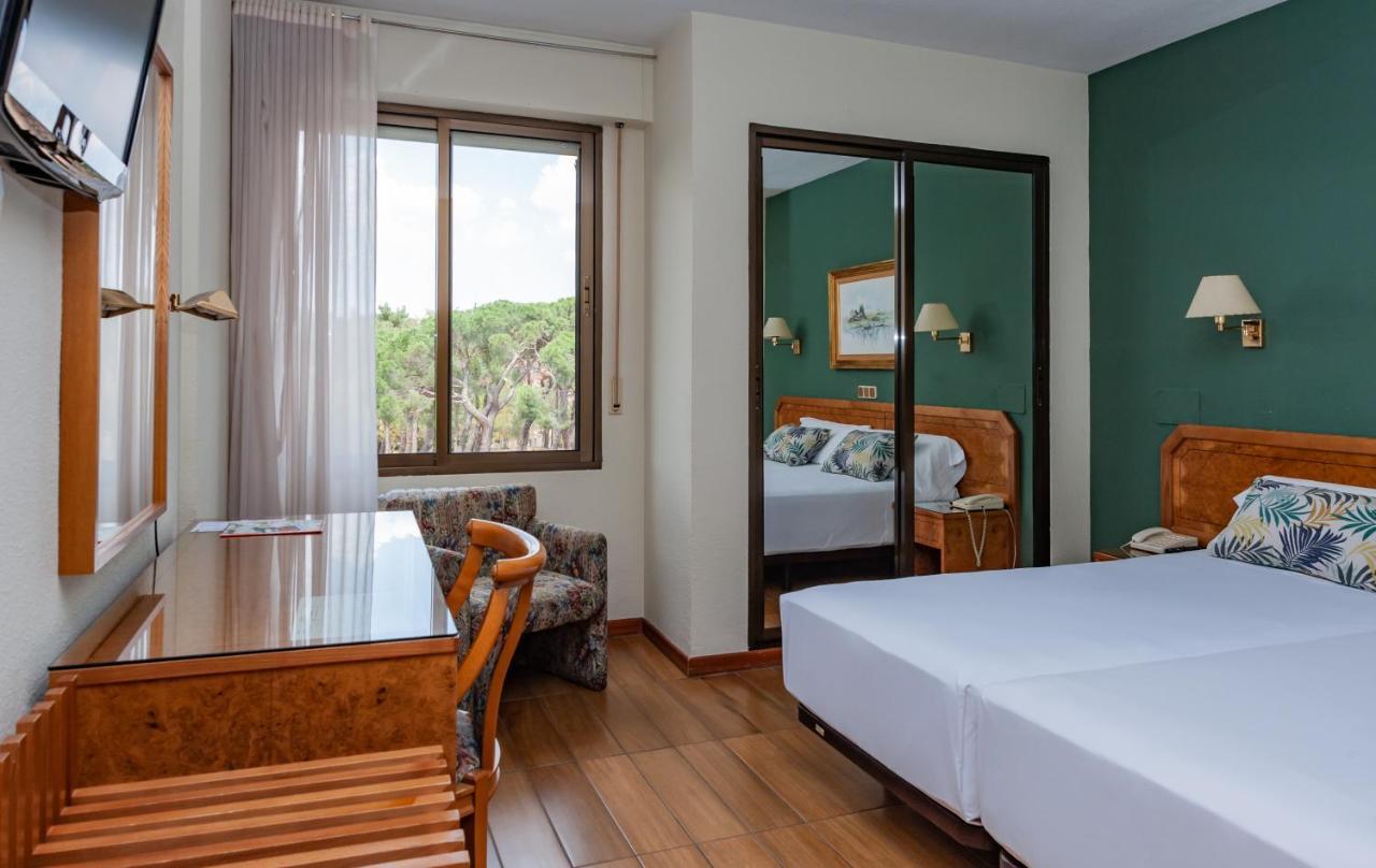 Hotel Don Carmelo Avila Bagian luar foto