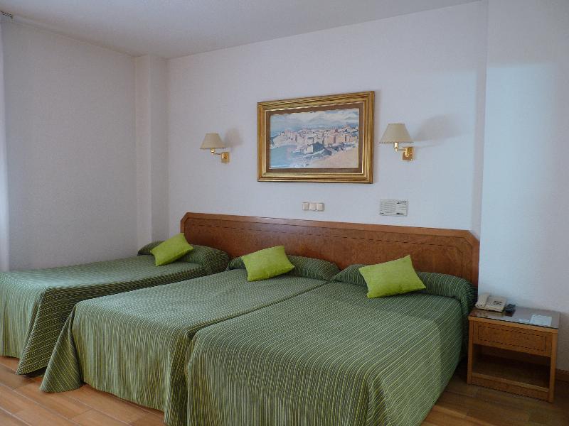 Hotel Don Carmelo Avila Bagian luar foto